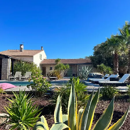 Villa Mas Des Capitelles Nimes, Avec Piscine Nîmes